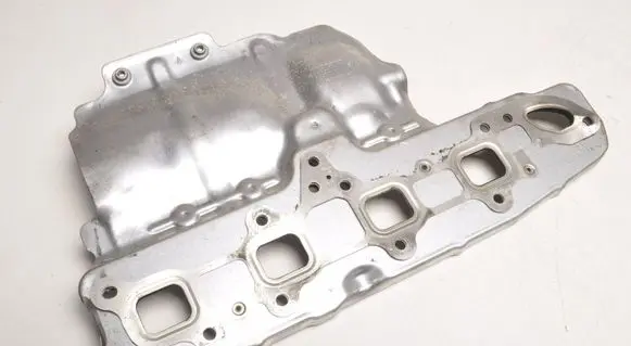 Volvo S90, V90 Heat shield in engine bay 32290124