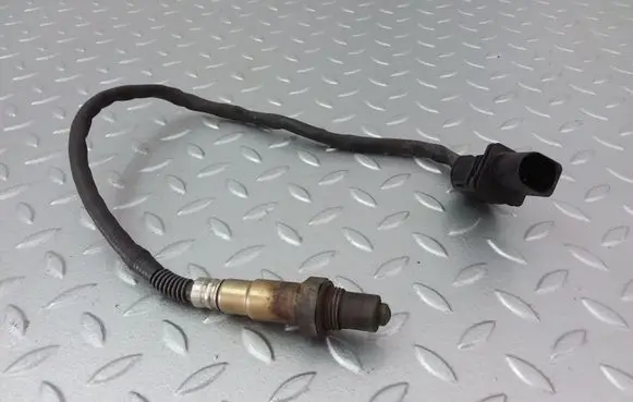 Mercedes-Benz C W204 Lambda probe sensor A0035127018 0035127018