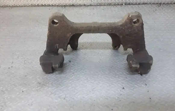 Audi A6 S6 C6 4F Front Brake Caliper Pad/Carrier 