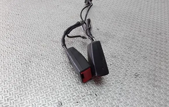 Citroen C5 Middle seatbelt buckle (rear) 96480895XX