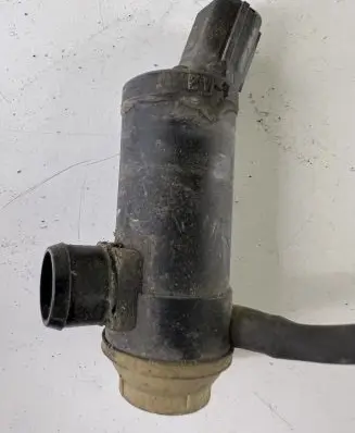 Subaru Outback Windscreen/windshield washer pump