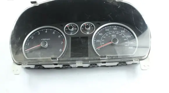 Hyundai i30 Speedometer (instrument cluster) 940032L815