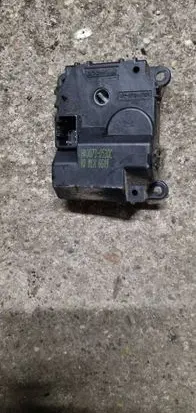 KIA Carnival Air flap motor/actuator H400730530C