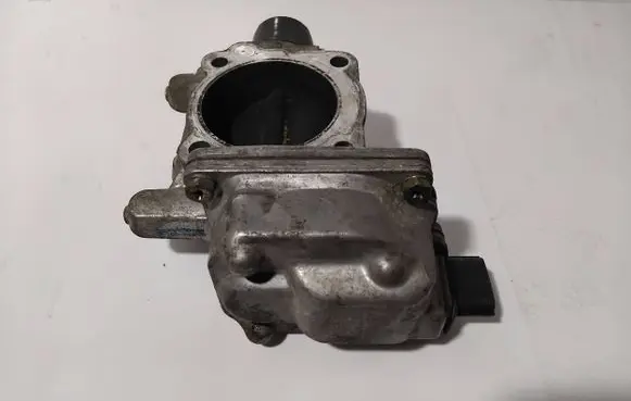 Mitsubishi Galant Throttle valve EAC65001