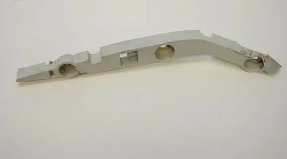 Ford C-MAX I Front bumper mounting bracket NER