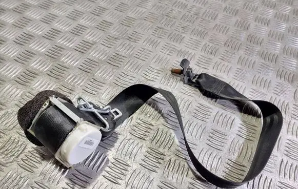 Ford Galaxy Rear seatbelt A613B85B