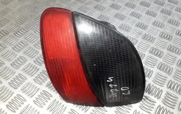Peugeot 406 Rear/tail lights 45503 e95109