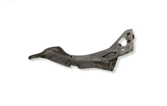 Audi A6 C7 Fender mounting bracket 4G0821135A