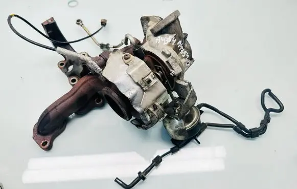 Volkswagen Jetta VI Turbo 04L253019
