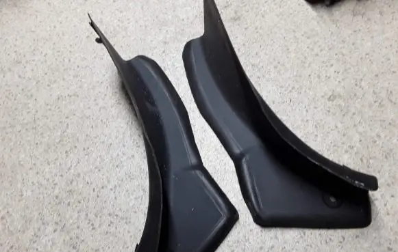 BMW 4 F32 F33 Rear/tail light trim molding 7296104 7296103