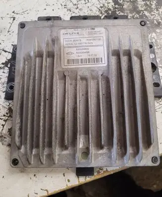 Renault Megane II Engine control unit/module 8200264698