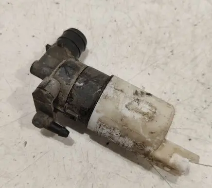 Opel Vivaro Windscreen/windshield washer pump 8200067015