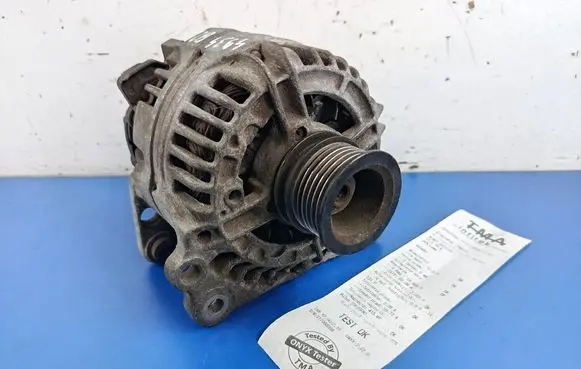 Volkswagen Polo III 6N 6N2 6NF Generator/alternator 037903025L
