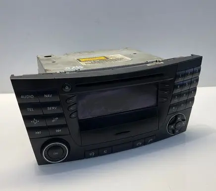 Mercedes-Benz CLS C219 Radio/CD/DVD/GPS head unit A2118702790 71160071 2118702790