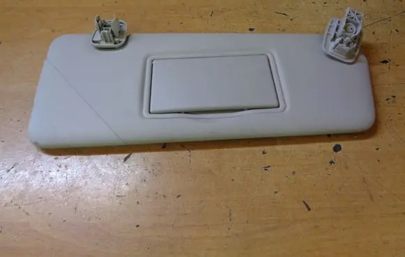 Renault Clio IV Sun visor