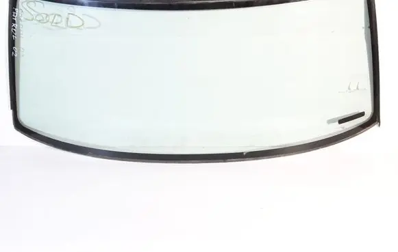 Nissan Patrol Y61 Front windscreen/windshield window 43R00015 DOT44