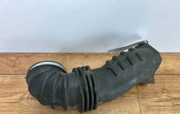 Dodge Challenger Air intake hose/pipe 68233367ABPINYA 68233367AB