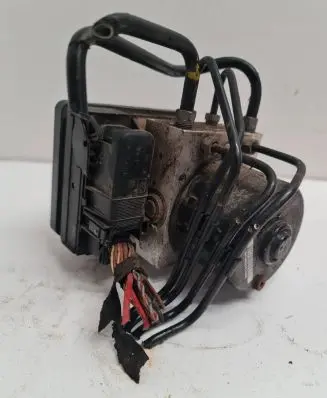 Volvo S40 ABS Pump 00001251E1 10096004173 30672506A