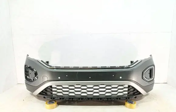 Volkswagen T-Roc Front bumper 2GA807221Q