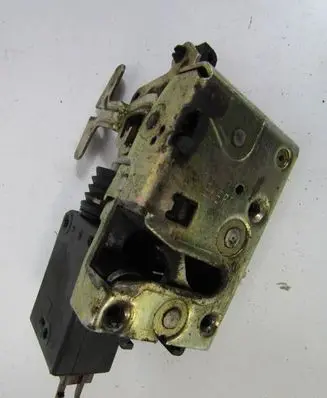 Citroen Saxo Rear door lock 