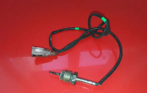 Audi A3 S3 8V Exhaust gas temperature sensor 04L906088AB
