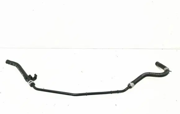 Audi RS4 Fuel line pipe LP08211025 528C TL52624
