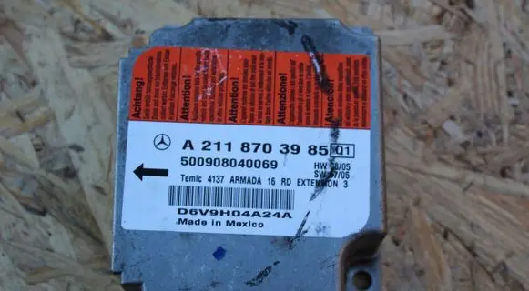 Mercedes-Benz E W211 Airbag control unit/module A2118703985