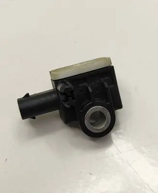 Peugeot 508 II Airbag deployment crash/impact sensor 9813701080 210318600 237J0