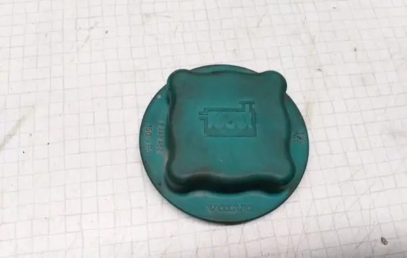 Volvo S60 Coolant expansion tank/reservoir cap 9445462