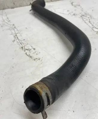 Volkswagen Golf III Engine coolant pipe/hose