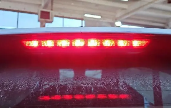 KIA Sportage Third/center stoplight 92700-F1000 IMPRK1400372