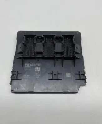 Volkswagen PASSAT B7 Comfort/convenience module 3AA937087P