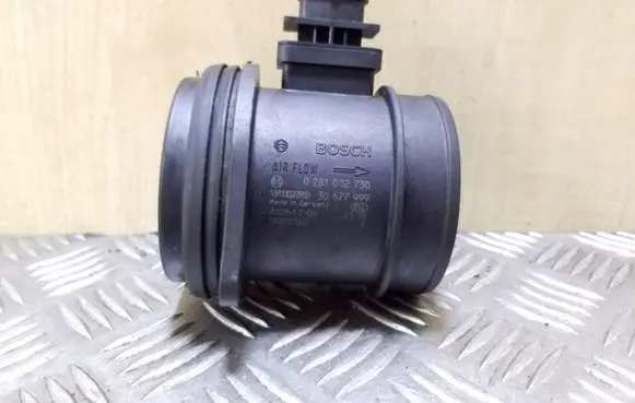 Volvo XC70 Mass air flow meter 0281002730 30677999 F00C2G7010