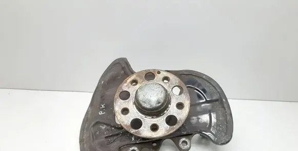 Mercedes-Benz C W203 Front wheel hub spindle knuckle A2044202544