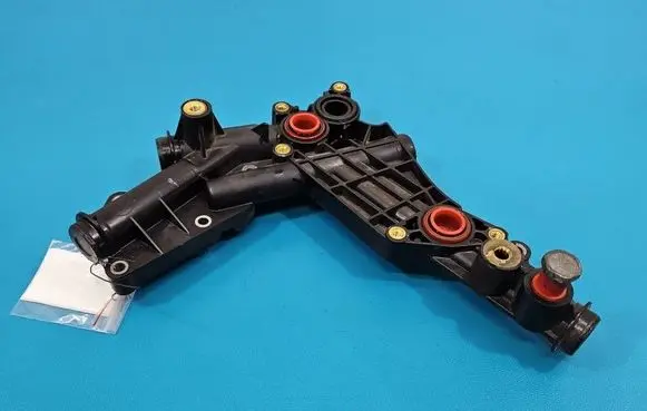 Toyota Verso Oil filter mounting bracket 02513155825 IMPRK1586344