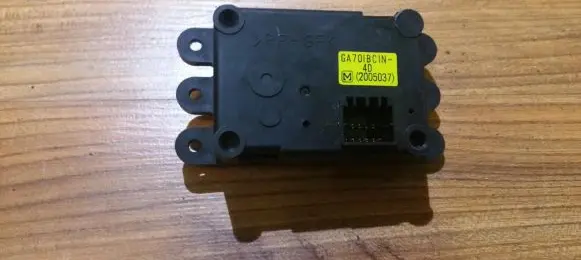 Mazda 323 F Air flap motor/actuator ga701bc1n4d ga701bc1n-4d