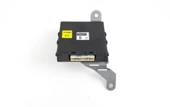 Mitsubishi Outlander Other control units/modules 8631B776 1127009340
