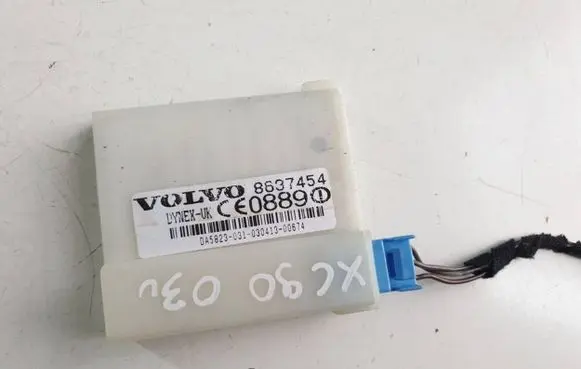 Volvo XC90 Alarm control unit/module 8637454 E0889D