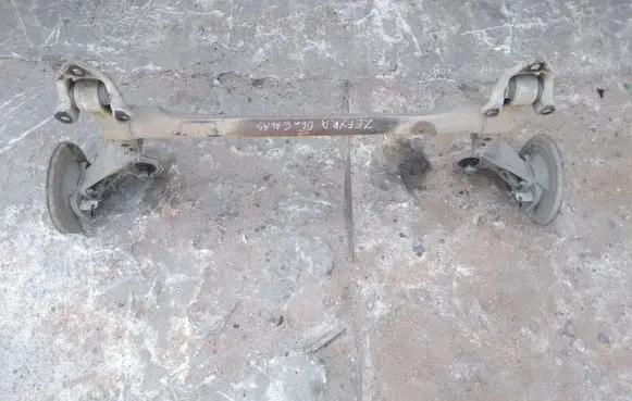 Opel Zafira B Rear axle beam 