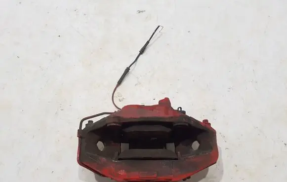 BMW 4 G22 G23 G24 G26 Front brake caliper 6897337