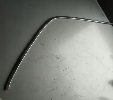 Mercedes-Benz W123 Rear door glass trim molding