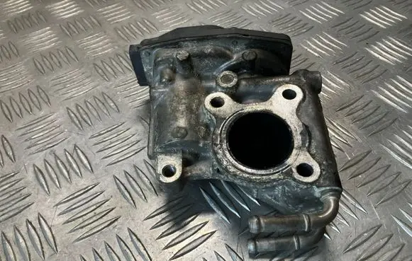 Toyota Avensis T270 EGR valve 258000R010 1501000040