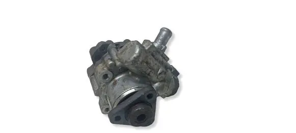 BMW 5 E60 E61 Power steering pump 96209