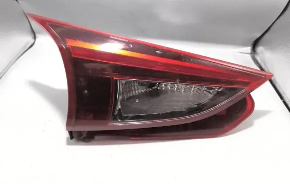 Mazda 3 III Tailgate rear/tail lights B45C513F0