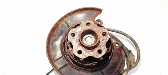 Nissan Qashqai Rear brake disc plate dust cover 