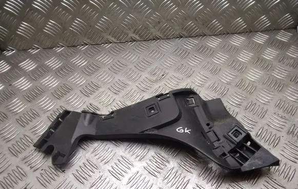 Rear bumper mounting bracket