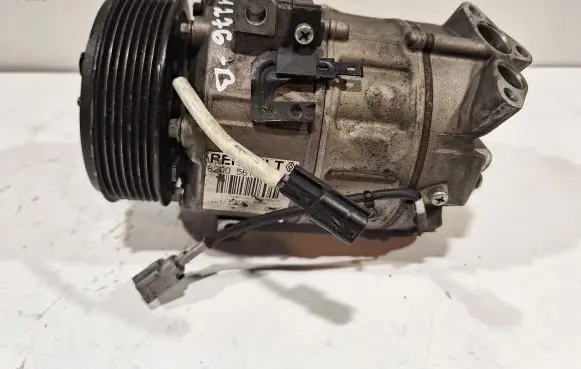 Renault Laguna III Air conditioning (A/C) compressor (pump) 8200561276B