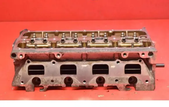 Volkswagen Touran I Engine head 03C103358F