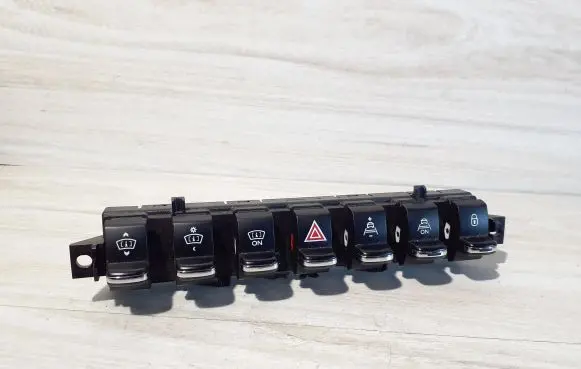 Peugeot 3008 I A set of switches 96638425XT 10006169