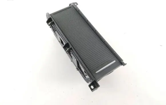 Audi e-tron Cup holder front 